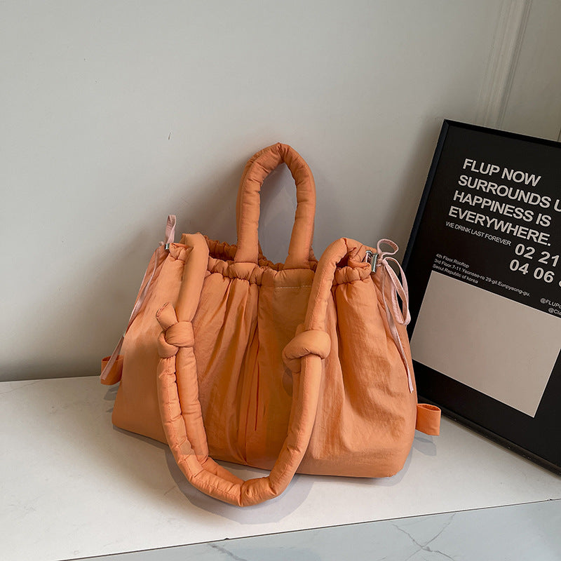 Casual and versatile one-shoulder nylon large capacity tote bag