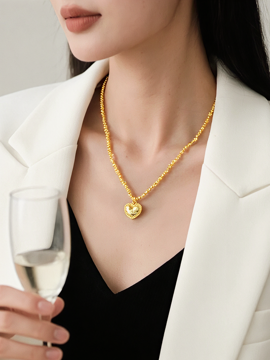 Golden Fish Scale Heart Pendant Necklace Collarbone Chain
