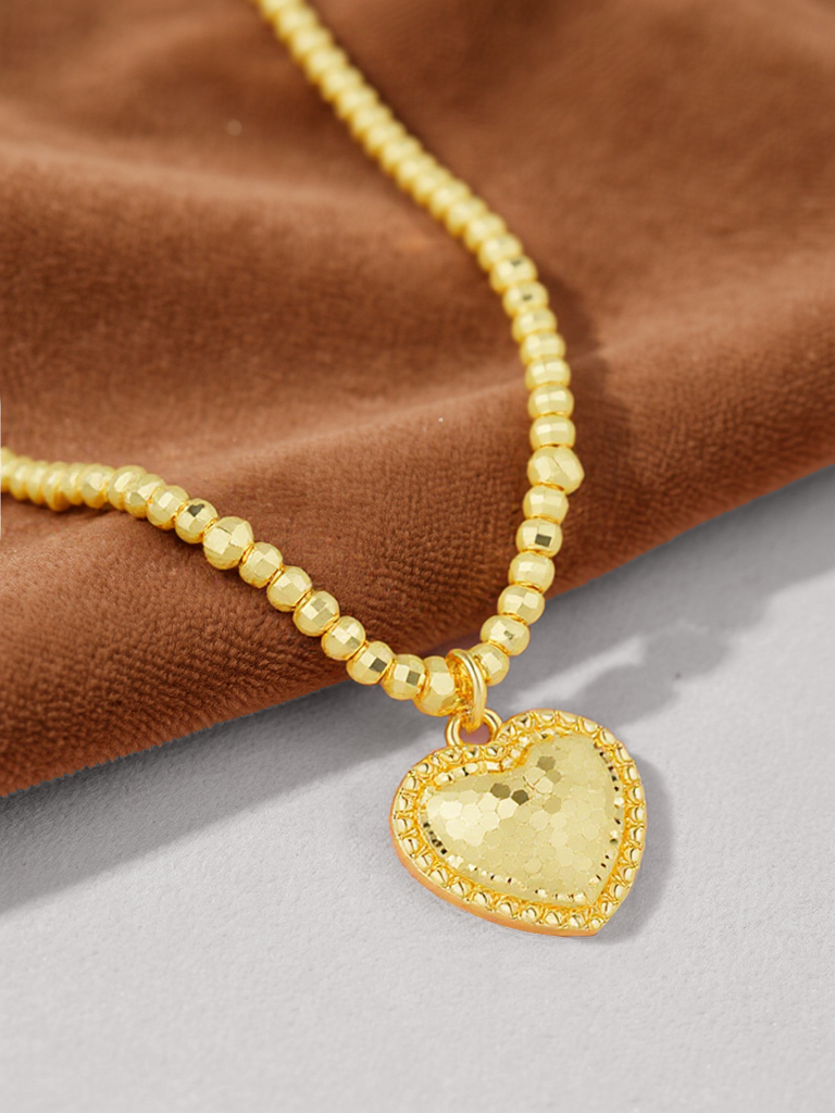 Golden Fish Scale Heart Pendant Necklace Collarbone Chain