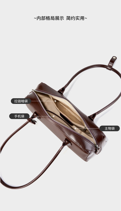 Single Shoulder Large Capacity Cowhide Underarm Red Baguette Bag