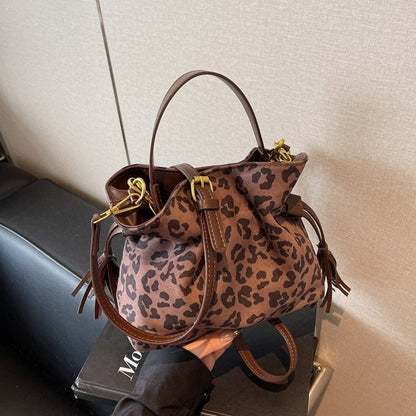 Retro Leopard Print Suede Drawstring Pleated Single Shoulder Handbag