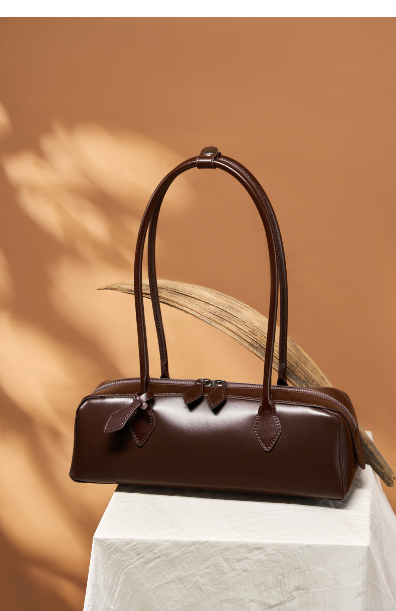 Single Shoulder Large Capacity Cowhide Underarm Red Baguette Bag