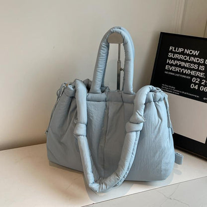 Casual and versatile one-shoulder nylon large capacity tote bag