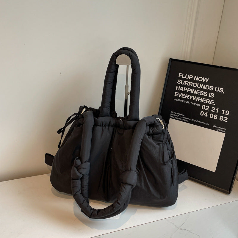 Casual and versatile one-shoulder nylon large capacity tote bag